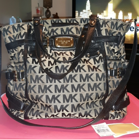 Handbag - Picture 4 of 8